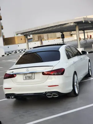 2019 مرسيدس-بنز الفئة - E E300