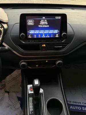 2022 Nissan Altima SV