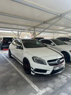 2014 مرسيدس-بنز الفئة - A A45s AMG