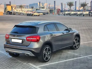 2015 مرسيدس-بنز GLA - جي ال اي GLA250