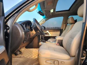 2010 Toyota Land Cruiser VXR