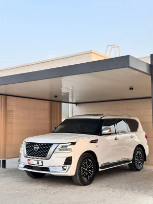 2013 Nissan Patrol LE Platinum city