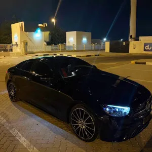 2021 مرسيدس-بنز الفئة - E E300