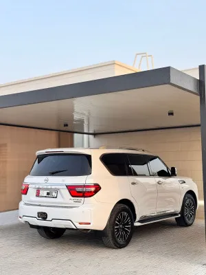 2013 Nissan Patrol LE Platinum city