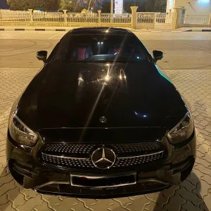 2021 مرسيدس-بنز الفئة - E E300