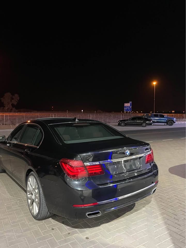 2015 BMW 7-Series 740i