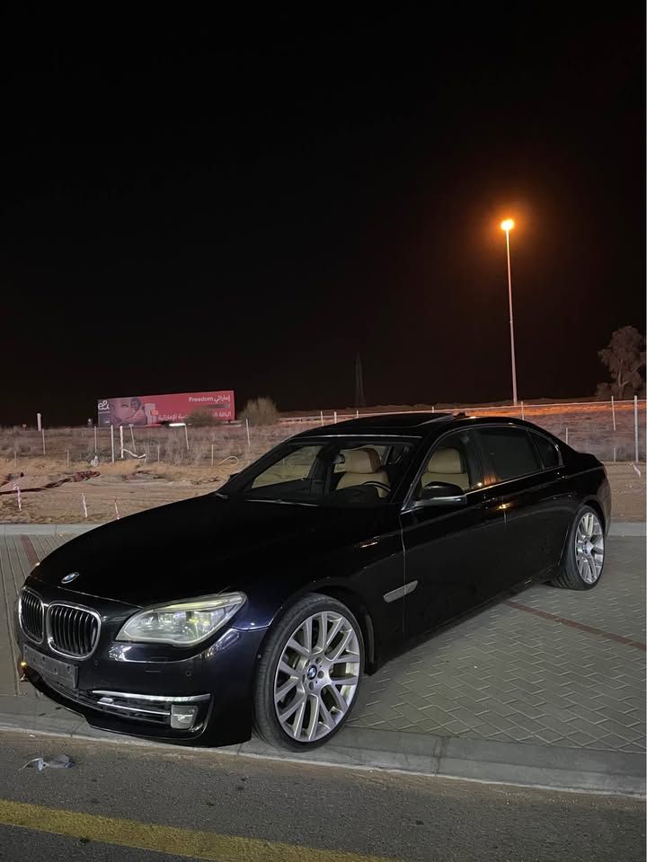 2015 BMW 7-Series 740i
