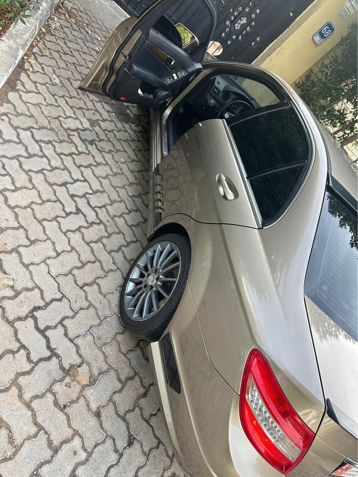 2009 Mercedes-Benz C-Class C200