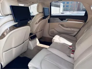 2011 اودي آي ٨ 4.0T quattro