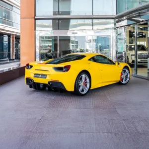 2018 فيراري 488 GTB