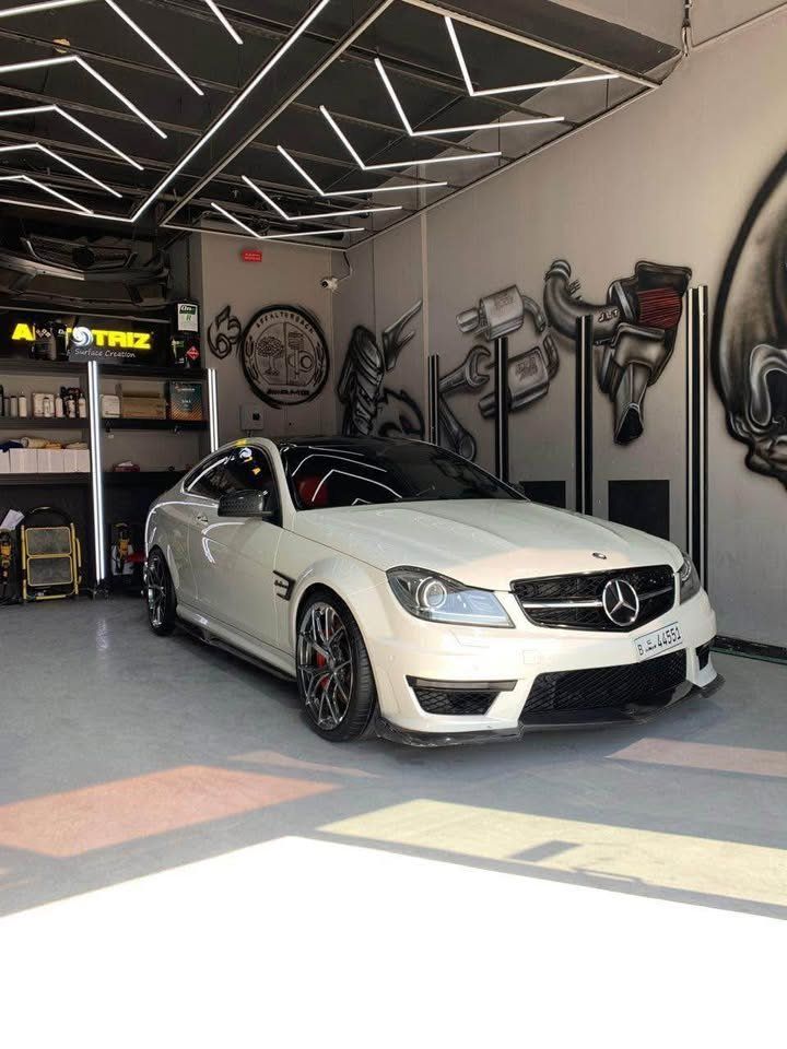 2012 Mercedes-Benz C63 AMG