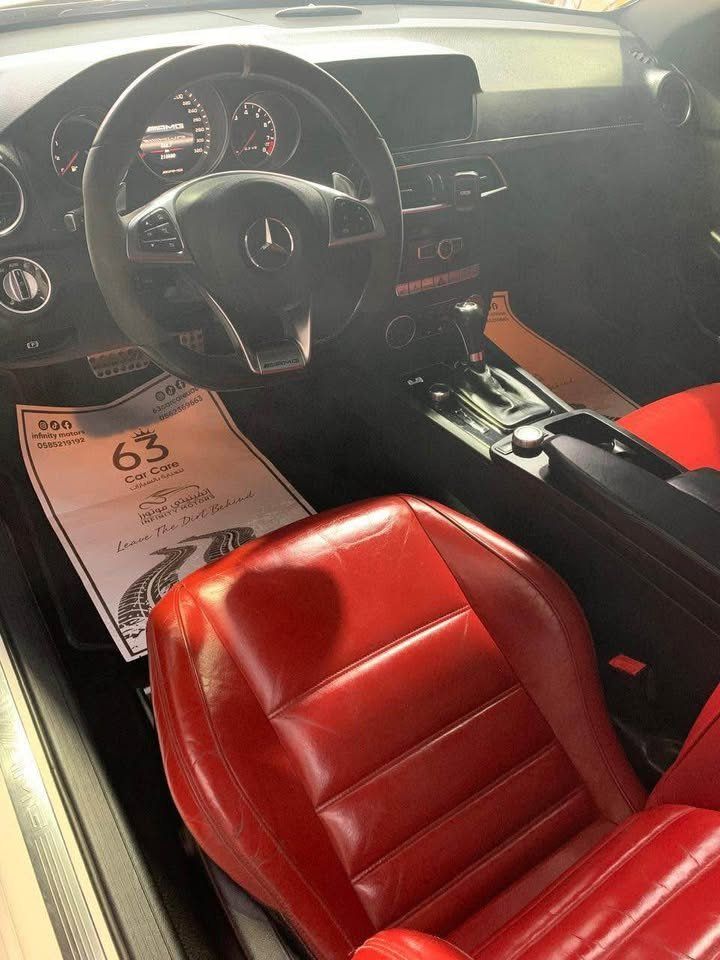 2012 Mercedes-Benz C63 AMG