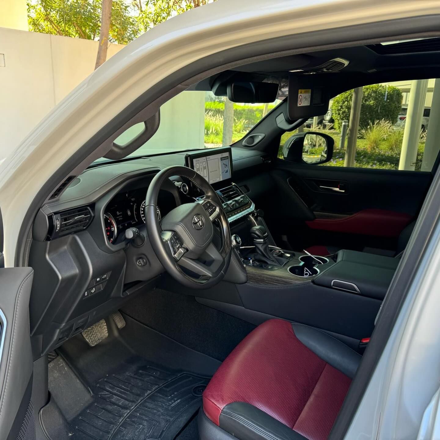 2024 Toyota Land Cruiser VXR