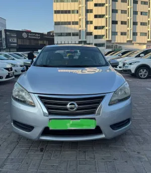 2014 نيسان سنترا Midnight Edition