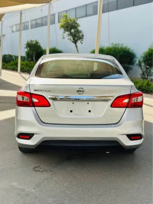 2016 نيسان سنترا Midnight Edition