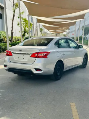 2016 نيسان سنترا Midnight Edition