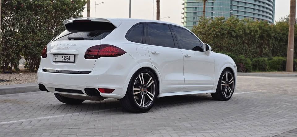 2013 بورش كاين GTS