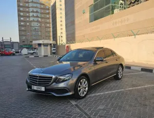 2019 مرسيدس-بنز الفئة - E E300