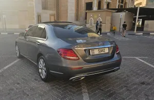 2019 مرسيدس-بنز الفئة - E E300