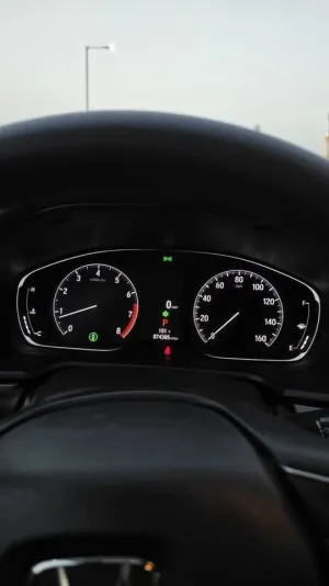 2021 هوندا أكورد DX
