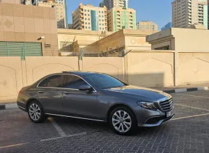 2019 مرسيدس-بنز الفئة - E E300