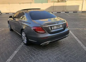 2019 مرسيدس-بنز الفئة - E E300