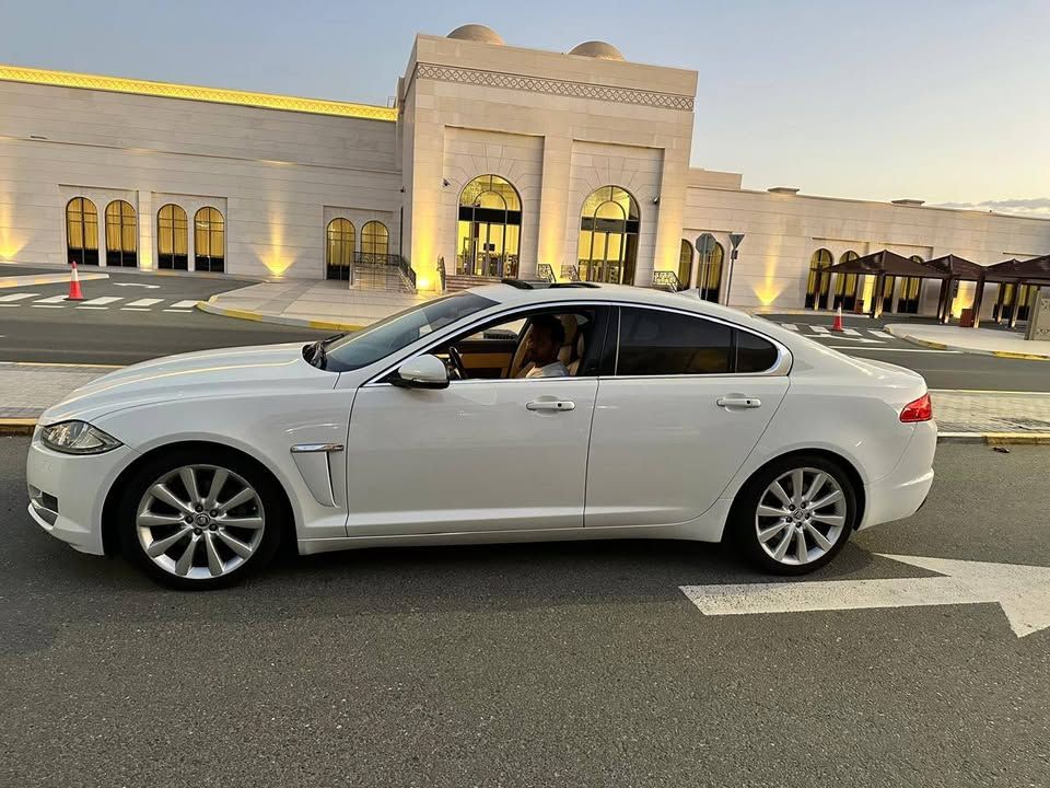 2013 جاكوار اكس اف S