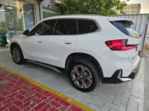 2023 BMW x1 18i