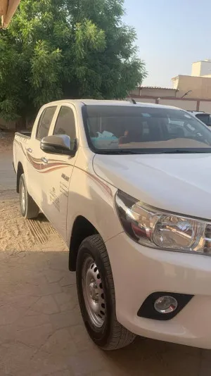 2019 Toyota Hilux G