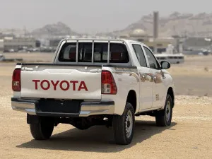 2016 Toyota Hilux DLX