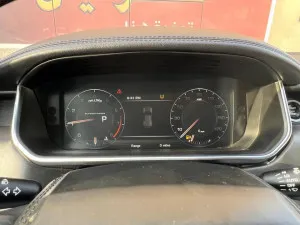 2016 لاند روفر رينج روفر HSE