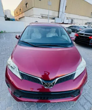 2017 Toyota Sienna LE