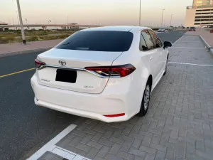 2022 تويوتا كورولا Hybrid LE
