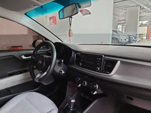 2018 كيا ريو LX