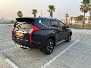 2017 Mitsubishi Montero LS