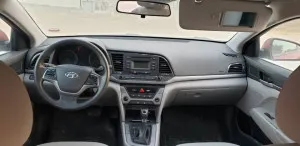 2017 هيونداي النترا SE