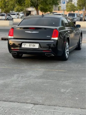 2019 كرايسلر ٣٠٠ C