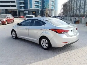 2015 هيونداي النترا Limited