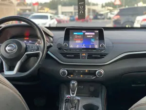 2021 نيسان آلتيما SR