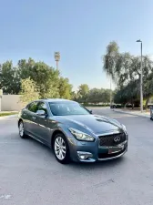 2016 Infiniti Q70 LUXE