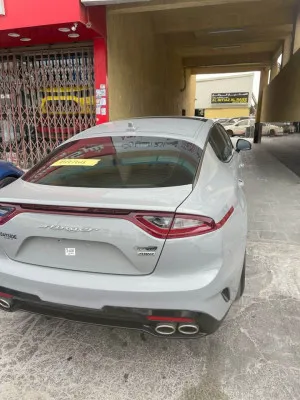 2021 كيا ستينجر GT