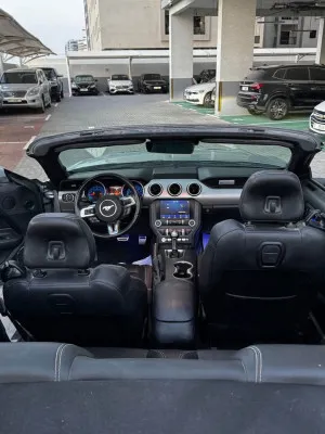 2021 فورد موستانج GT Premium Convertible
