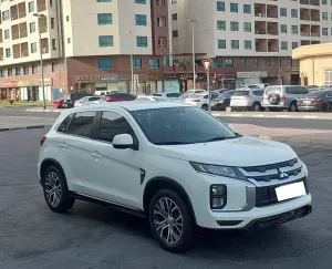 2022 ميتسوبيشي آي أس أكس GLX