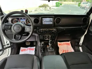 2023 جييب جلاديتير Rubicon