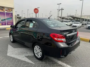 2021 ميتسوبيشي آتراج GLX