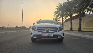 2015 مرسيدس-بنز GLA - جي ال اي GLA250