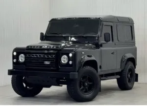 2010 لاند روفر ديفندر 110 SE