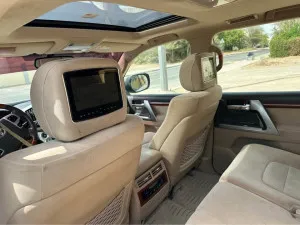 2014 Toyota Land Cruiser VXR