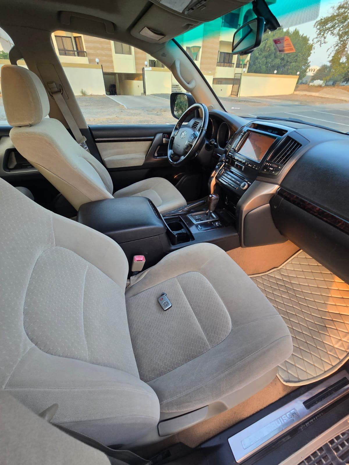 2010 Toyota Land Cruiser VXR