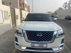 2014 Nissan Patrol LE Platinum city